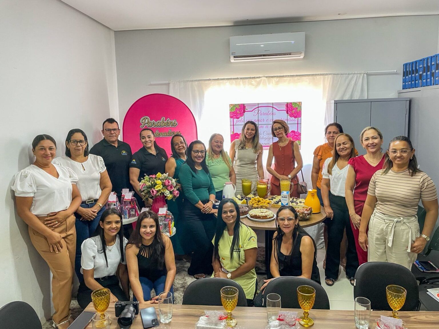 Educação de Nova Olinda homenageia coordenadores pedagógicos com café da manhã especial